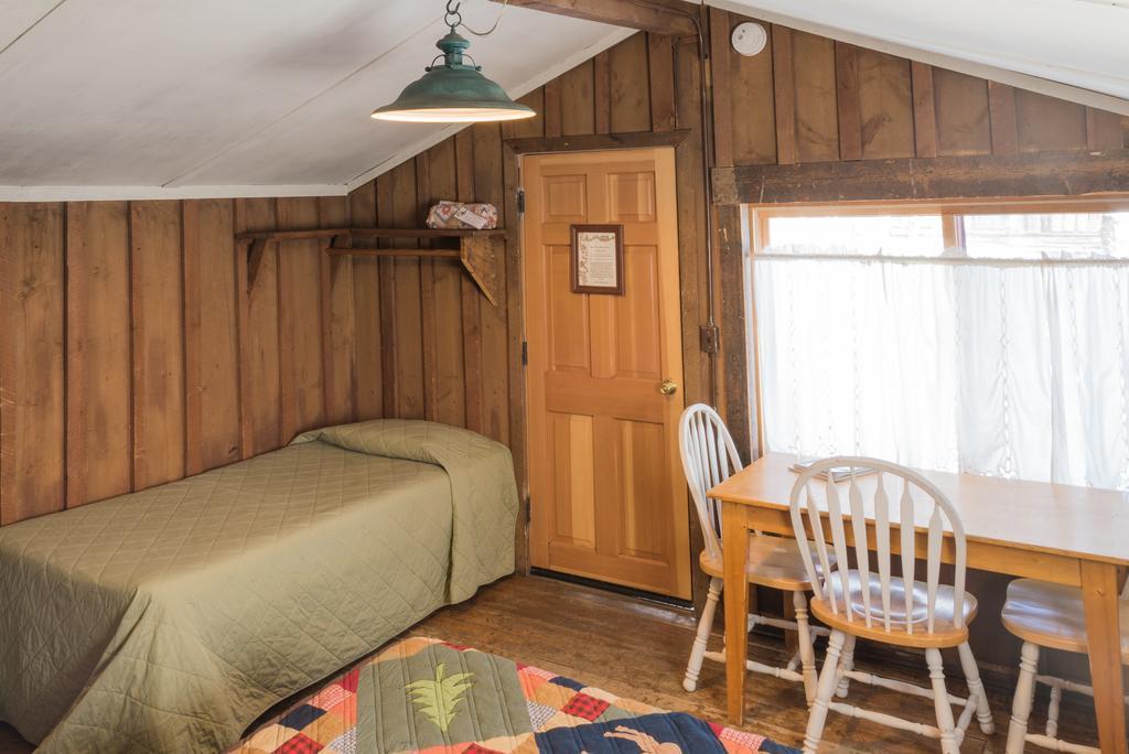 The Cabins At Historic Columbine Clark Bagian luar foto