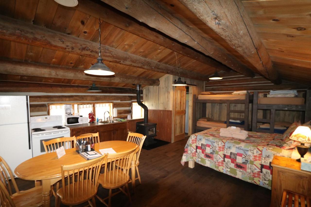 The Cabins At Historic Columbine Clark Bagian luar foto